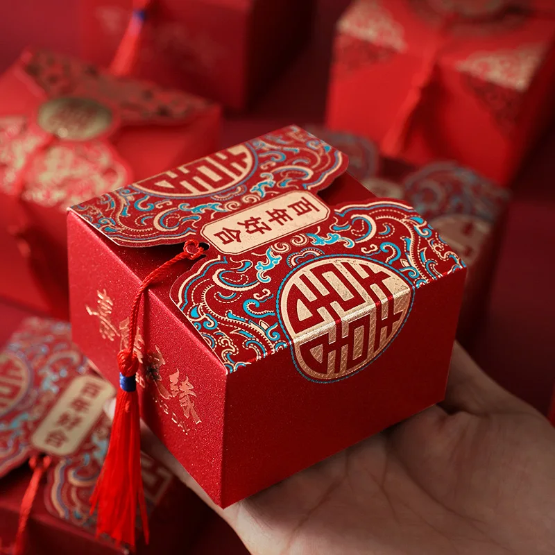50pcs Retro Red Wedding Gifts Packaging Box Chinese Style Candy Boxes Gift Wedding Gifts for Guests Mariage Paper Handmade Packa