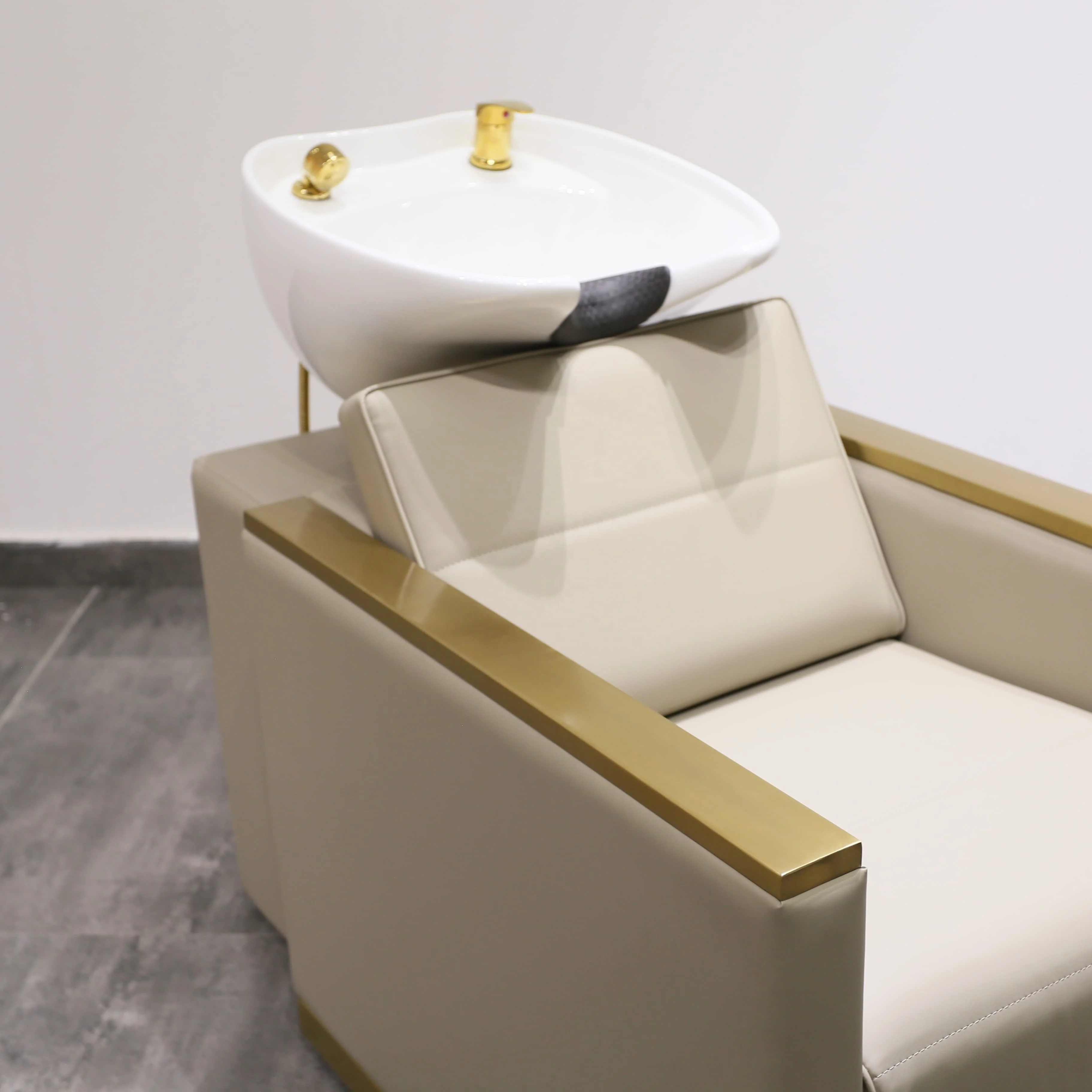 كرسي غسيل الشعر بالشامبو الذهبي من Hotsell Salon Furniture مع وعاء أبيض لكرسي غسيل الشعر بلون كريمي #5