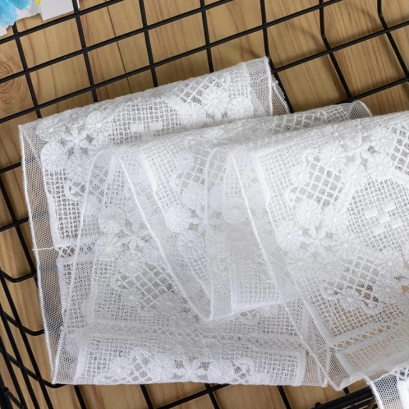 2 Yard Embroidery Lace White Flower Embroidered Cotton lace Ribbon DIY Sewing Home Textile Decoration Needlework Lace