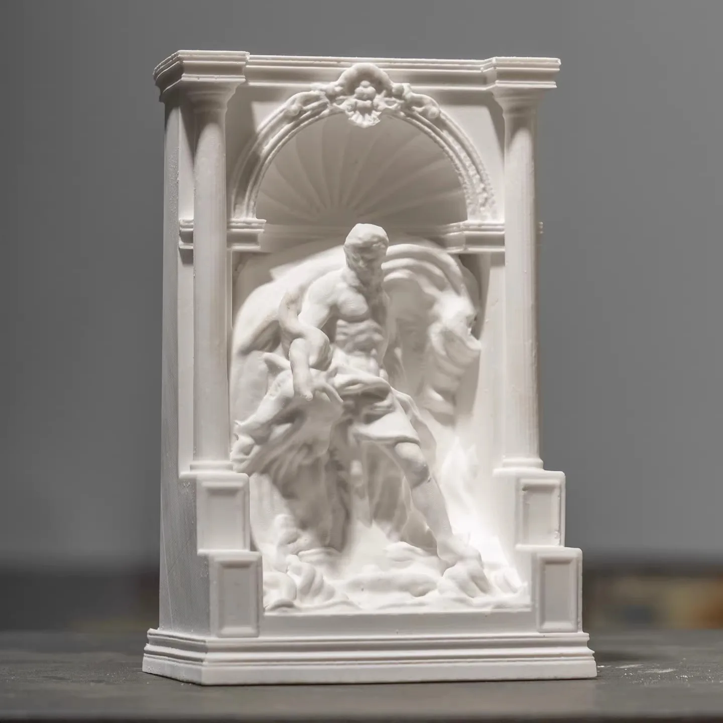 Retro Roman Trevi Fountain, European Baroque Poseidon Plaster/Cement Decorative Art Sculpture Ornament