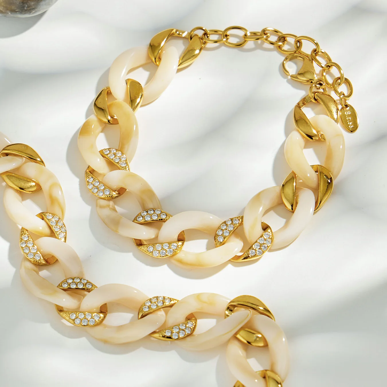 Klobige Gliederarmbänder 18k vergoldet 316L Edelstahl Große Gliederarmbänder Acetat-Armband Kubanische Kettenarmbänder für Frauen – Detail 9