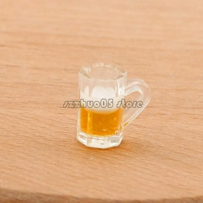 M3GE Simulierte Weinbecher Mini -Bierbecher Brille Harz Miniaturen Tassen Modelle 10pcs