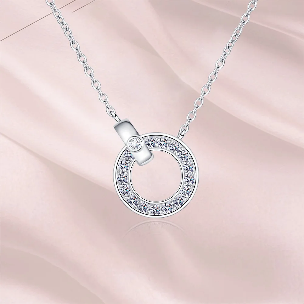 Exquisite Store Classic 0.45ct Real Moissanite Necklace for Women, Loop By Loop Pendant PT950 Platinum Chain for Girl Lady