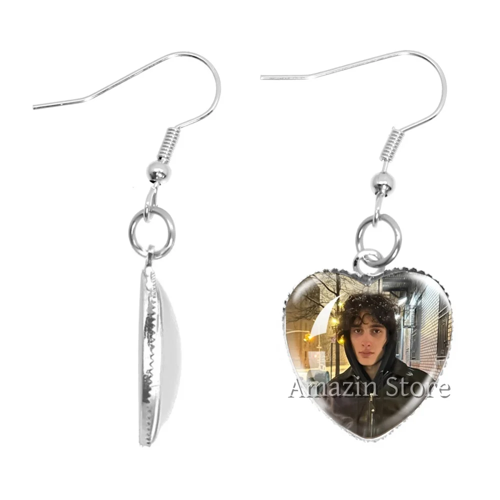 Hot 20mm Heart Earring British Indie Rock Pop Singer Sombr Pendant For AccessoriesI Back To Friends Fans Gifts JD037