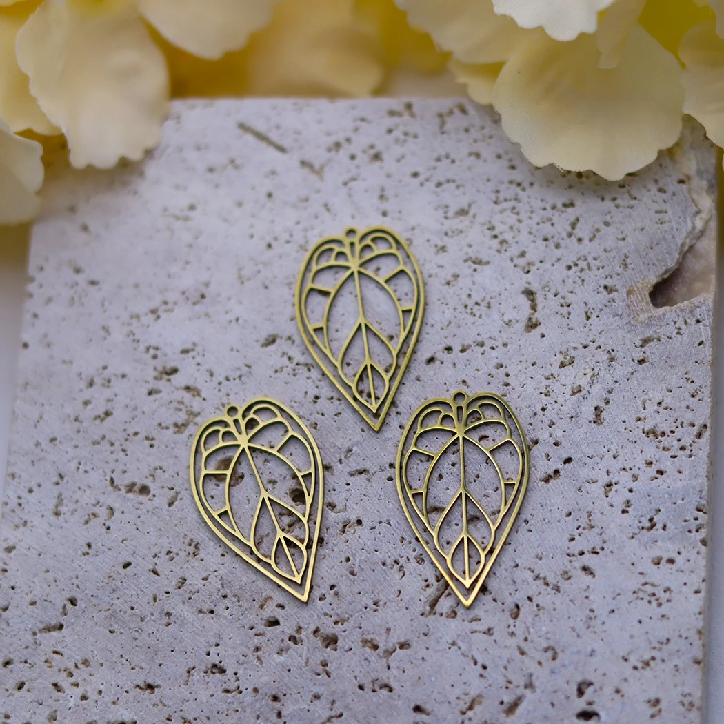 3pcs Hot New Leaf Bat Bee Moon DIY Charms Stainless Steel Pendant for Bracelets Jewelry Making Earrings Golden Accessories Bulk