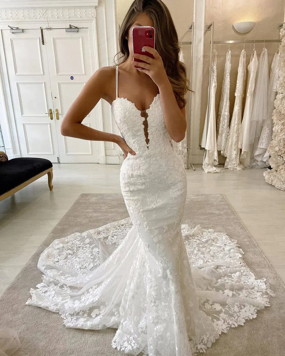 

Custom 2025 Elegant Mermaid Gown with Strap Design V-Neck Lace Embellishment Sequins Backless Decorative Buckle Wedding Dress