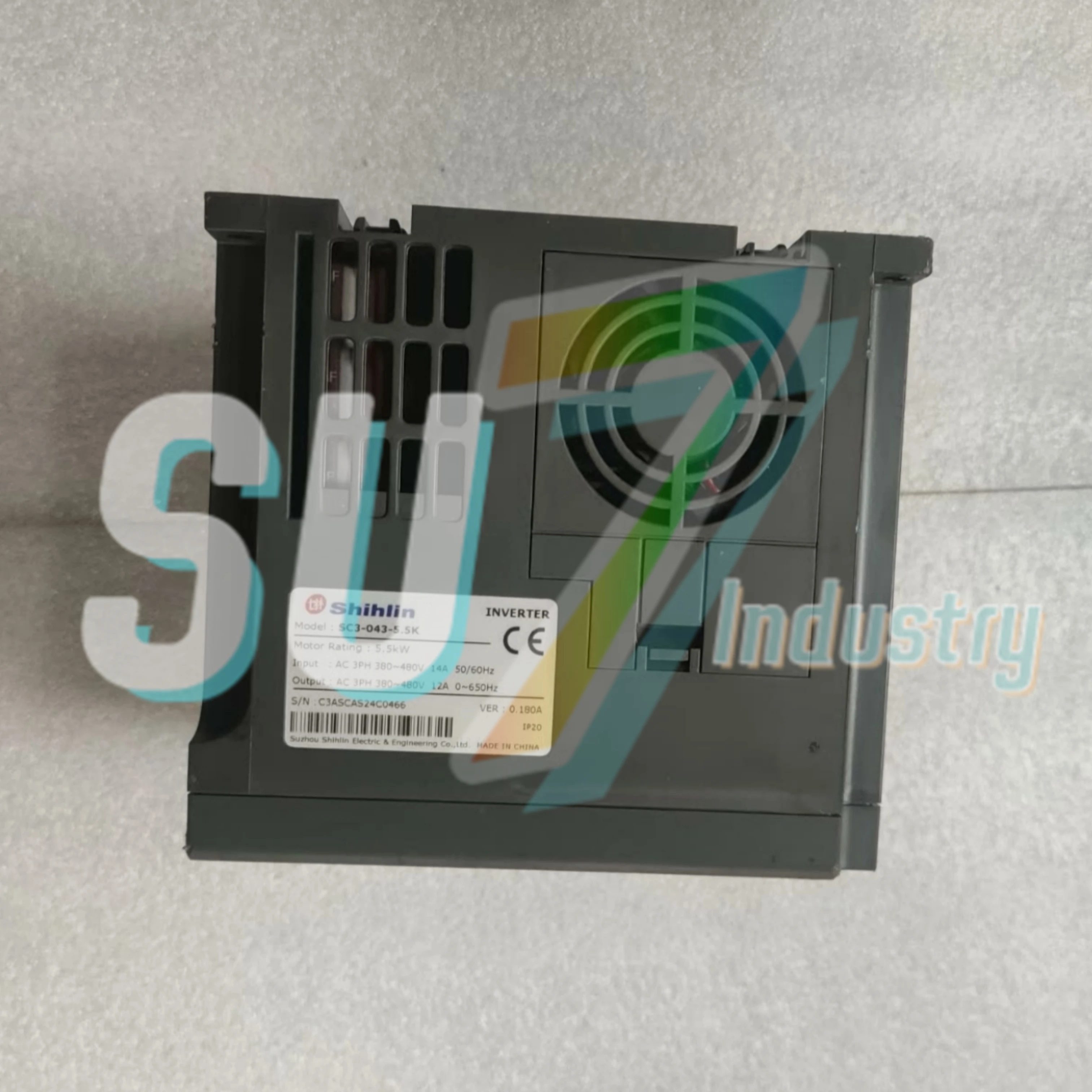 

SC3-043-2.2K SC3-043-3.7K SC3-043-5.5K SC3-043-7.5K-11KF преобразователь частоты новый в коробке