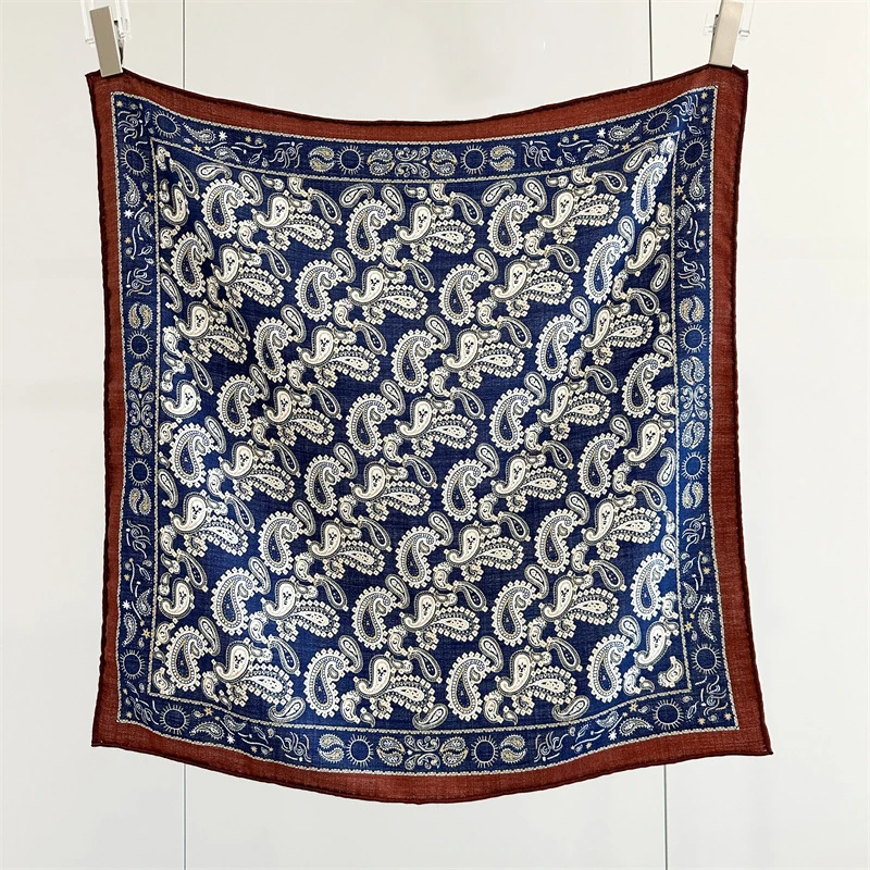 

Brands Designers Scarf 65CM Scarves Shawls Head Bag Accessories Hand Rolled Bandanas Neck Hair Decoration