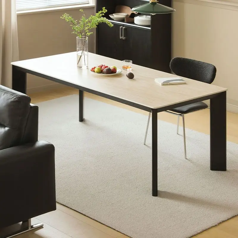 Mesa de comedor de losa de roca de travertino, mesa retro de fresno de viento, mesa de comedor de madera maciza gruesa de arroz rectangular simple