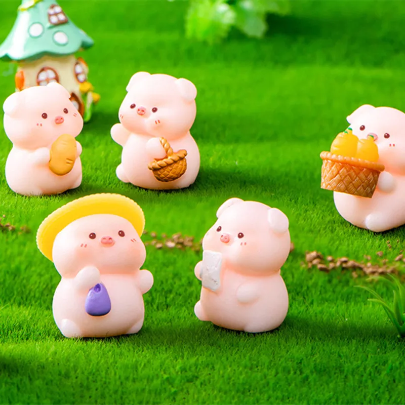 Figurines Miniatures Cartoon Funny Cute Pig Micro Landscape Ornaments For Home Decorations Room Decor DIY Desktop Car Decoration