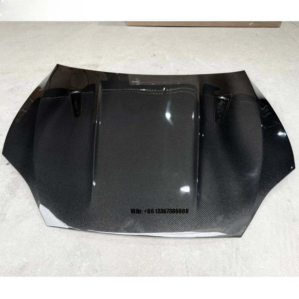 

Carbon Fiber Opening Hood for 2022+ Model S, High Quality Car Specific Decoration