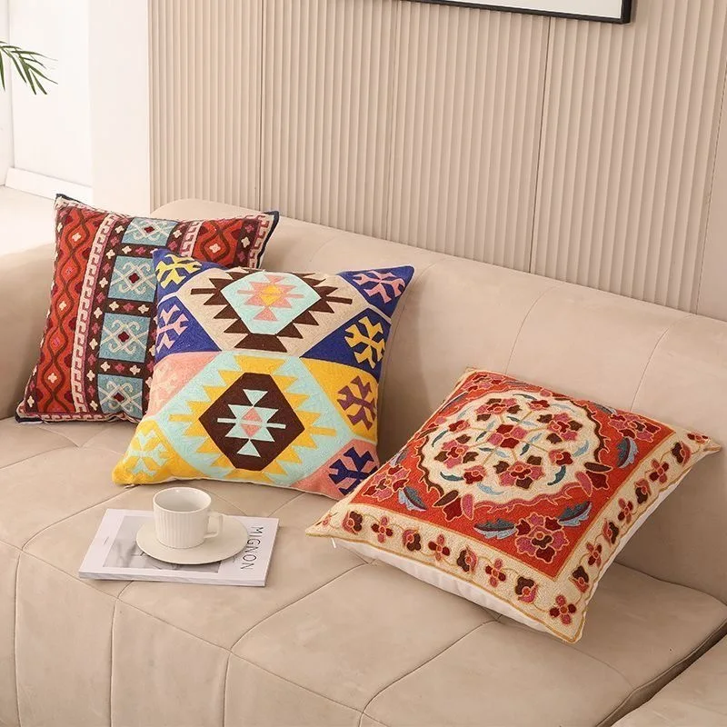 Boho Turkish Kilim Geometric Floral Embroidered Throw Pillow Covers Vintage Ethnic Pattern Cushion Case Home Sofa Living Room De