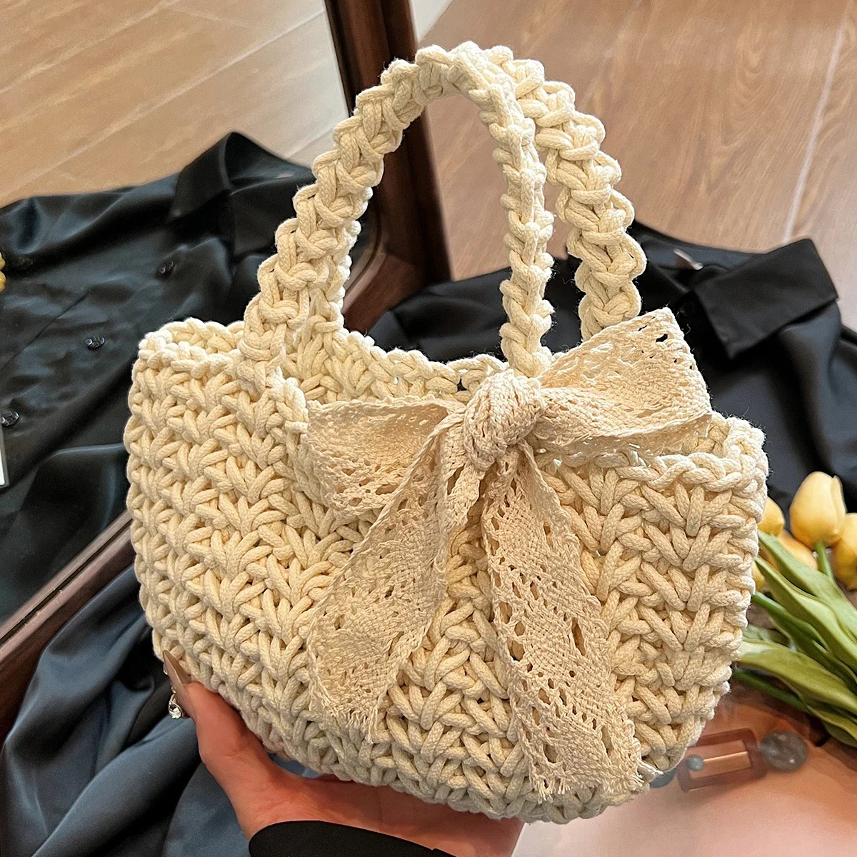 

Design Weave Handbag Women Solid Soft Commuting Handle Bags Large Capacity Versatile Tote Bag Female Summer Cute Beach Packs