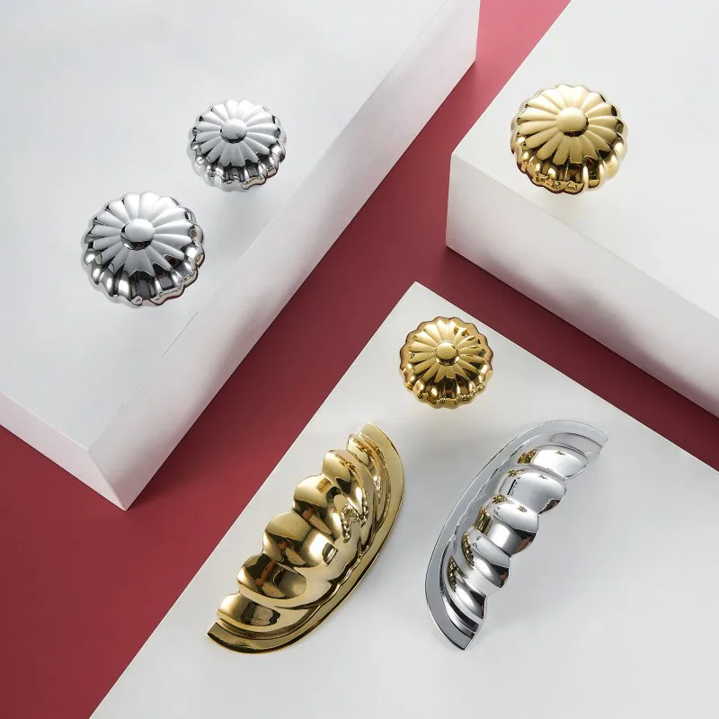 Brass Furniture Handles Modern Pumpkin Shiny PVD Gold Bright Chrome Wardrobe Dresser Cupboard Cabinet Shoe Box Knobs