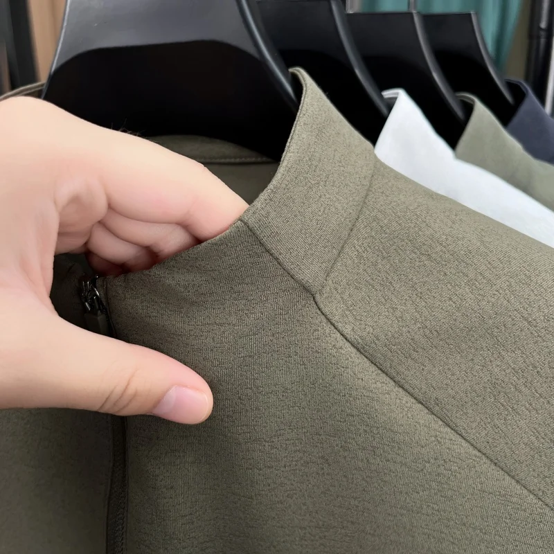 Designer Herren Original Halbzip-Print-T-Shirt Bequemes Langarm-Rundhals-Oberteil in Unifarbe Modische Lässige Herrenbekleidung – Detail 11