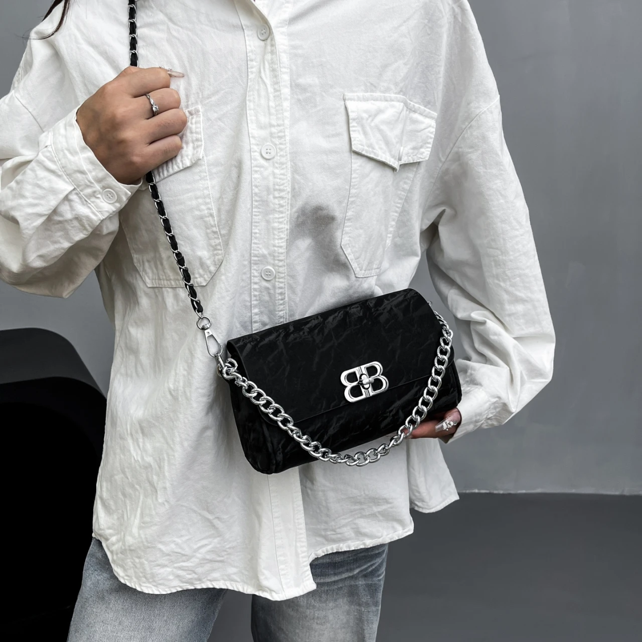 

2025 Новая высококачественная роскошная брендовая женская кожаная сумка на плечо известного дизайнера, модная повседневная парижская сумка