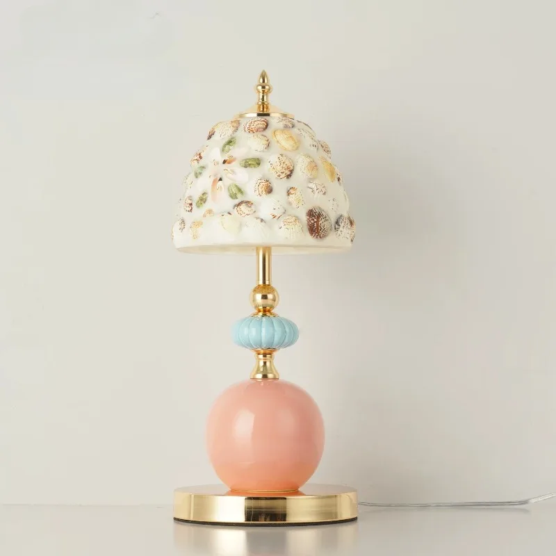 Italy Pastoral Conch Inlaid Glass Table Lamp Pink Ceramic Vintage Bedside Night Light Bedroom Living Room Designer Decor Fixture