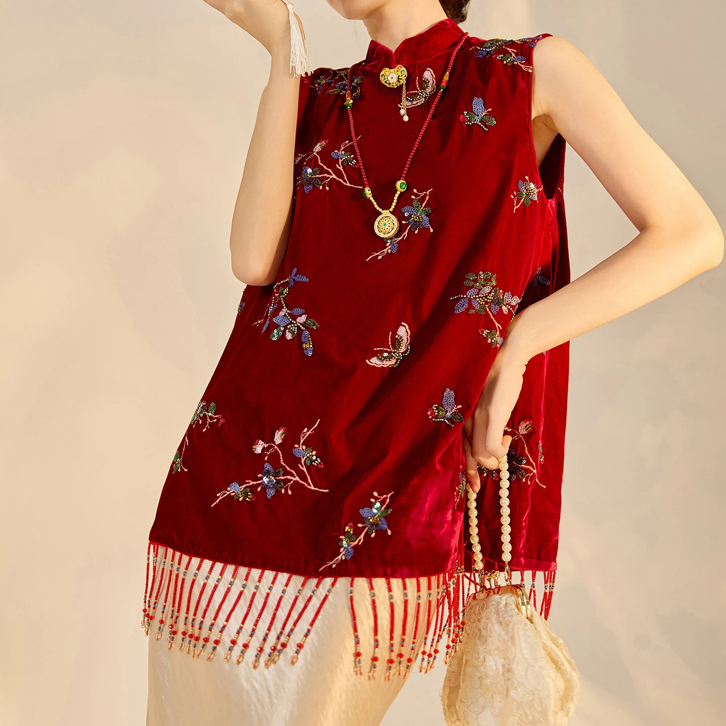 

2026 Spring Summer New Tang Suit Shirt Women Luxury Sequined Embroider Flower Tassel Vest Lady Vintage Chinese Hanfu Qipao Tops