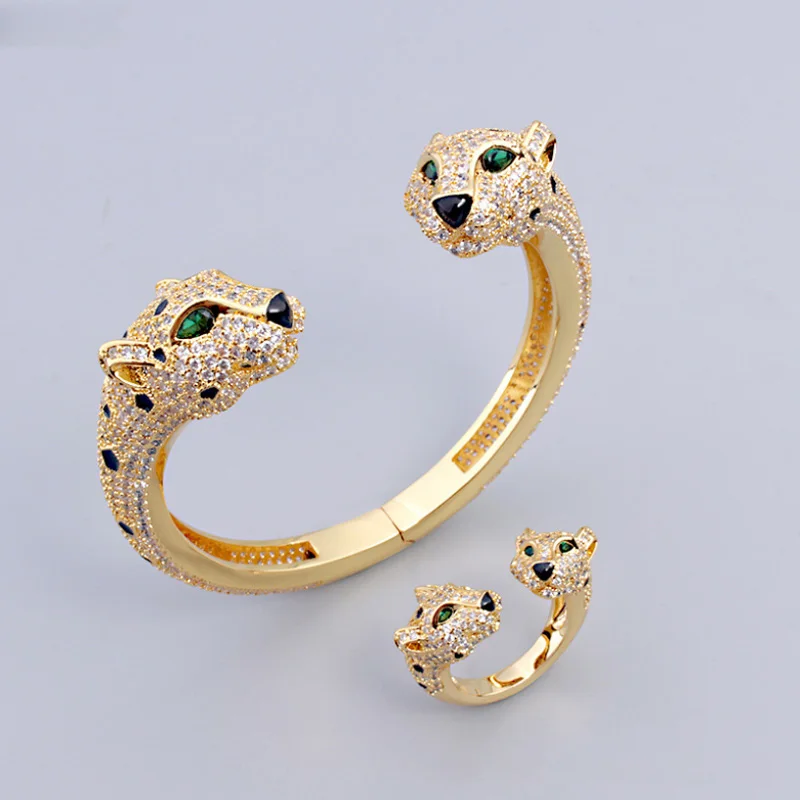 

Fashion Double-Headed Green Eye Leopard Titanium Steel Inlaid AAA Zircon Bracelet Ring Luxury Suit