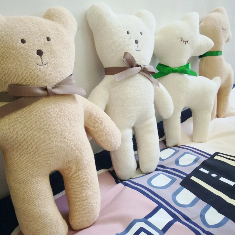 Poupée en peluche de dessin animé mignon, oreiller doux, décorations pour enfants, cadeaux d'anniversaire