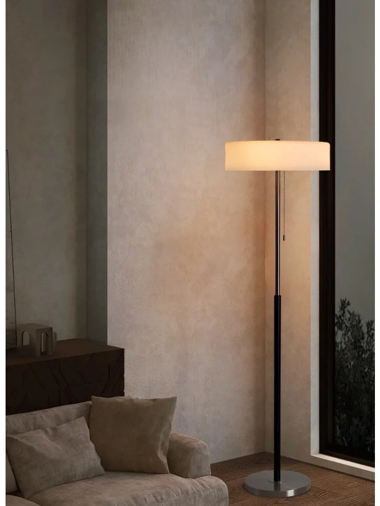 Franse vintage LED-vloerlamp Elegant en minimalistisch licht Luxe voor woonkamer, bank, slaapkamer, staande lampen - afbeelding 2
