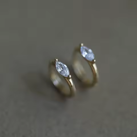 Classic Stud Earrings for Everyday Wear - Timeless Minimalist Ear Jewellery