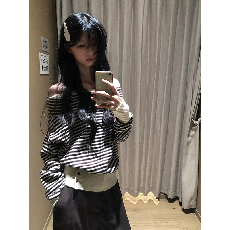 

Vintage Striped Sweater Women Streetwear Sexy Slash Neck Knitted Pullovers Patchwork Knitwears Winter Korean Long Sleeve Jumpers