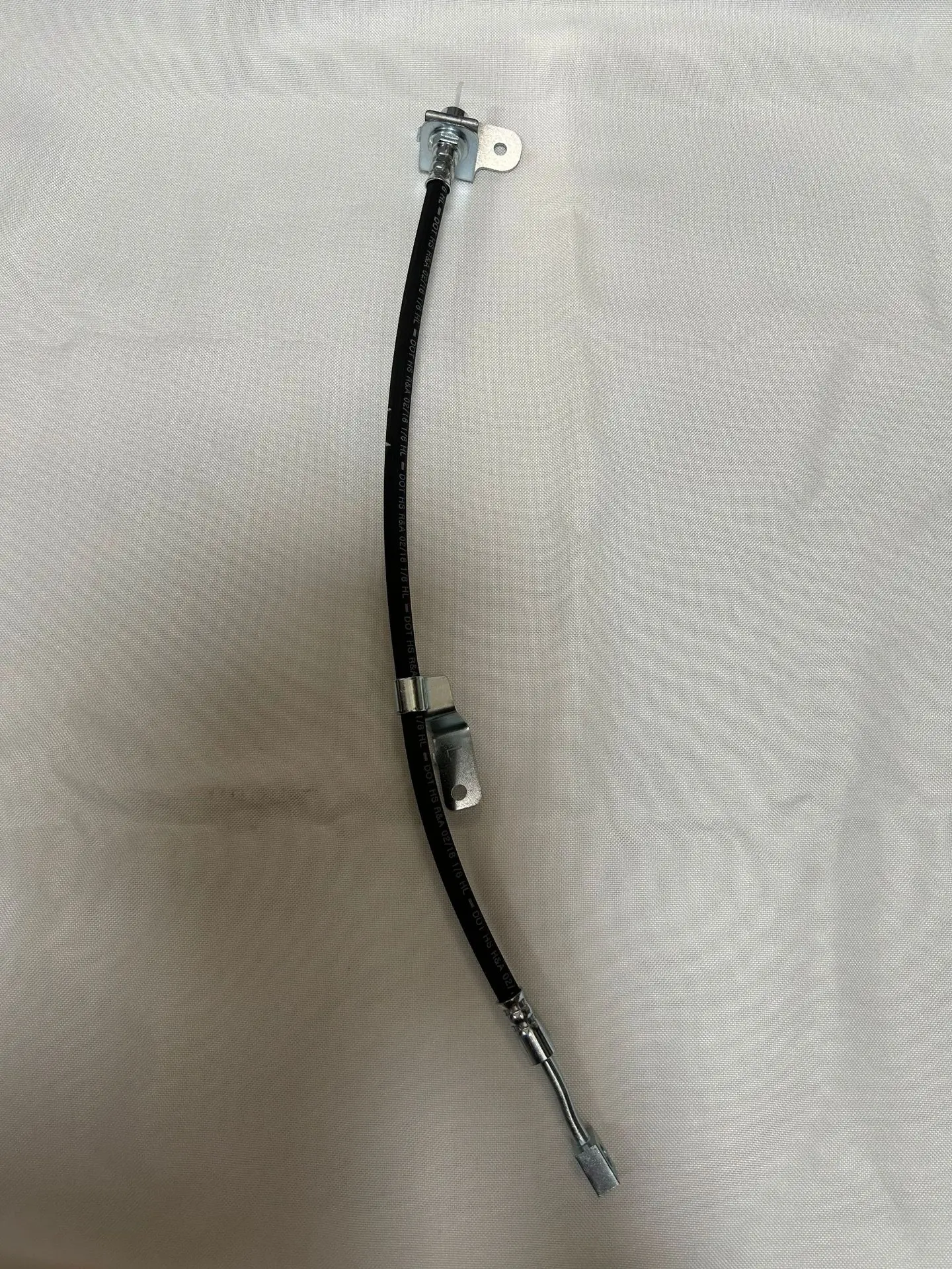 

Suitable for Tesla Model 3 front brake hose 1044721-00-D1044722-00-D