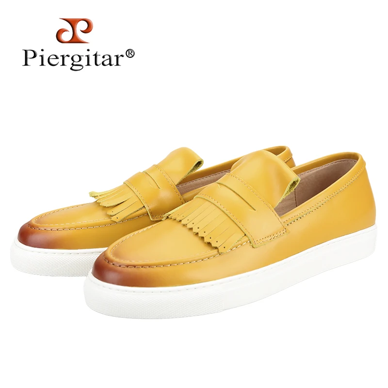 Piergitar Yellow Hand-Brushed Calfskin Slip-On Sneakers With Fringes Breathable Leather Insole White Bottom Men's Casual Shoes