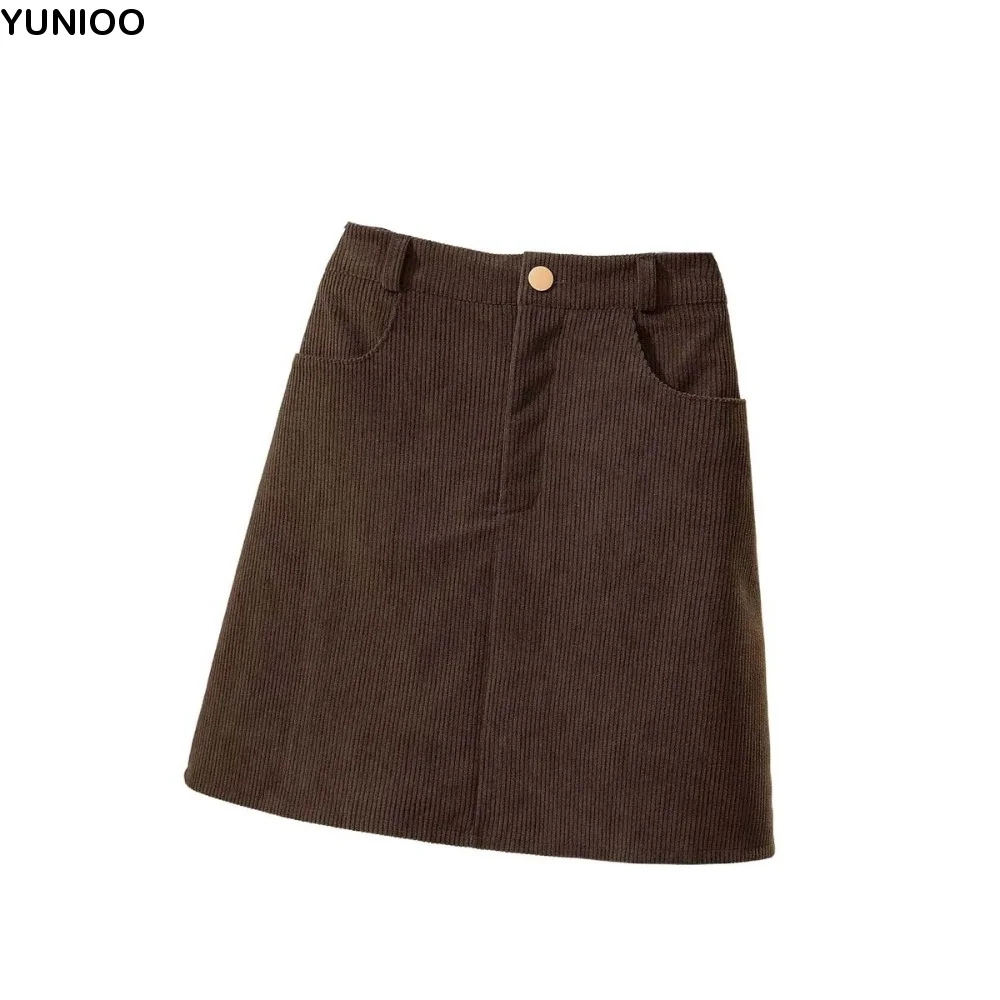 

High Waist Women Corduroy Skirt Velvet Large Size A-line Short Skirt Spicy Girl Style Autumn Winter Slim Fit Skirt Party