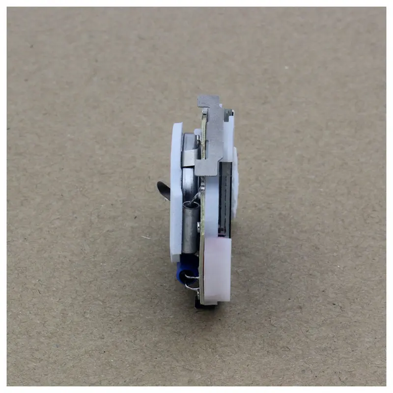 Movimiento de reloj electrónico Movimiento de reloj Siete colores noctilucente Movimiento de reloj de enfermera 33N-551 Núcleo de reloj de pantalla negra