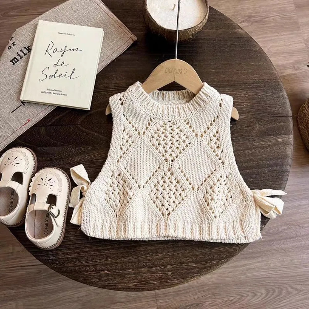 Bear Leader الخريف البيج الفتيات الملابس النسخة الكورية بلون ثلاث قطع مجموعة سترة دون أكمام + قميص قاعدة بأكمام طويلة + السراويل