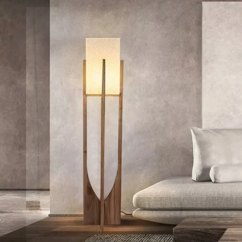 Vintage Wood Lamp F…