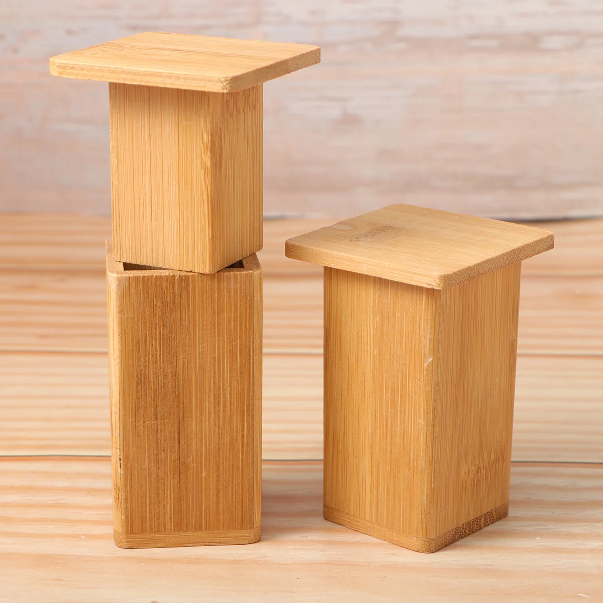 

2 шт. бамбуковая переноска для зубочисток улыбка резной держатель для зубочисток для дома, ресторана, кафе, деревянная посуда, украшение