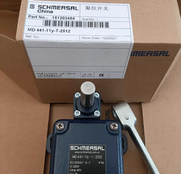 

переключатель новый оригинальный Schmersal MD 441-11Y-T-2512