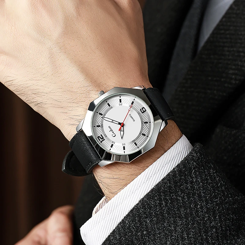 Fashion Casual Men Quartz Watches Sell like Hot Cakes Leather Strap Men's Sport Wristwatch
