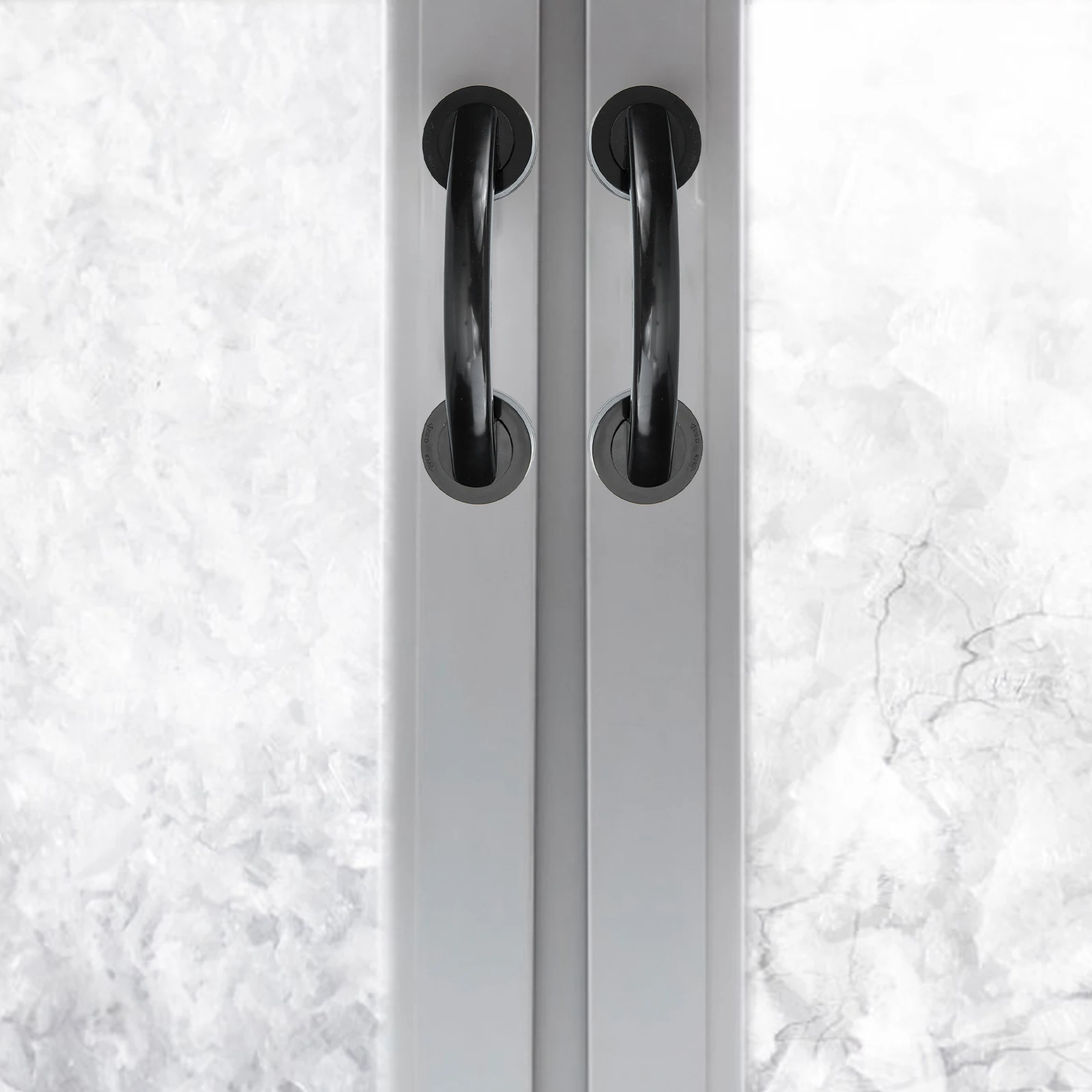 

Punch Free Window Door Grab Bar Adhesive Sucker Glass Door Knob Reusable ABS Shower Handle Bathroom Safety Grab Bar