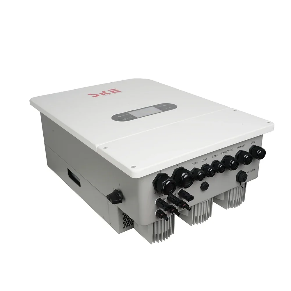อินเวอร์เตอร์พลังงานแสงอาทิตย์แบบไฮบริดสามเฟส SKE 10KW 380V 400V คลื่นไซน์บริสุทธิ์ IP65 ระบบแบตเตอรี่ 48V สำหรับพลังงานทดแทน