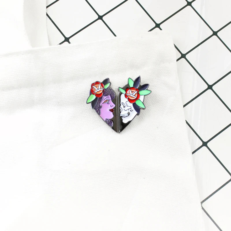 Flower Lady 2 Petals Heart Pin Best Friends Jewelry brosa Broche 2pcs/set Brocken Heart  Pin Enamel Skull Skeleton Rose