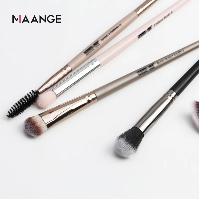 12Makeup Brush Full Set of Portable Beauty Tools Eyeshadow Brush Set