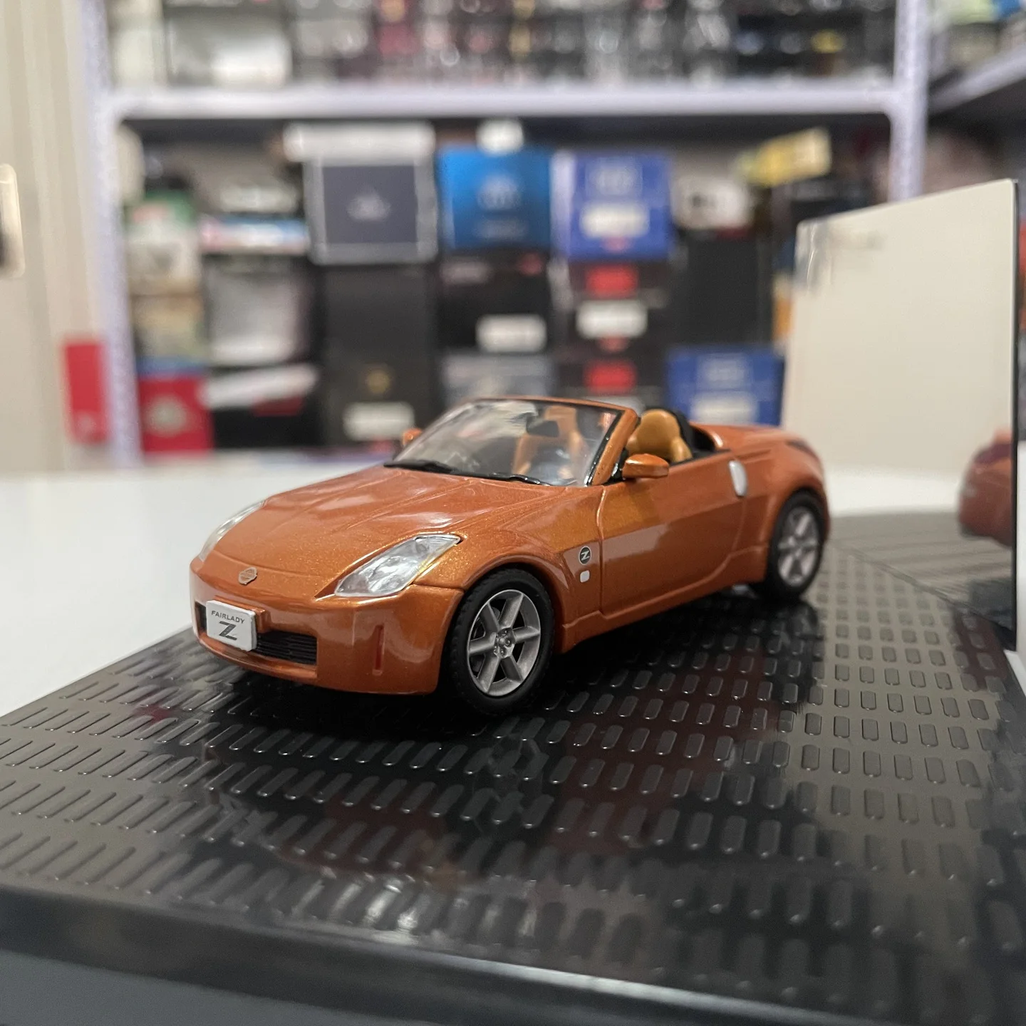 

KYOSHO 1:43 Scale Diecast Alloy Nissan Fairlady Z33 350Z Toys Cars Model Classics Nostalgia Adult Gift Souvenir Static Display