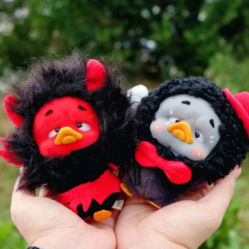 متوفر في المخزون أصيلة بطة مزعجة المزعج الملونة لاعب بطة ريشة المخملية صندوق أعمى العصرية اللعب حقيبة هالوين دمية هدية #1