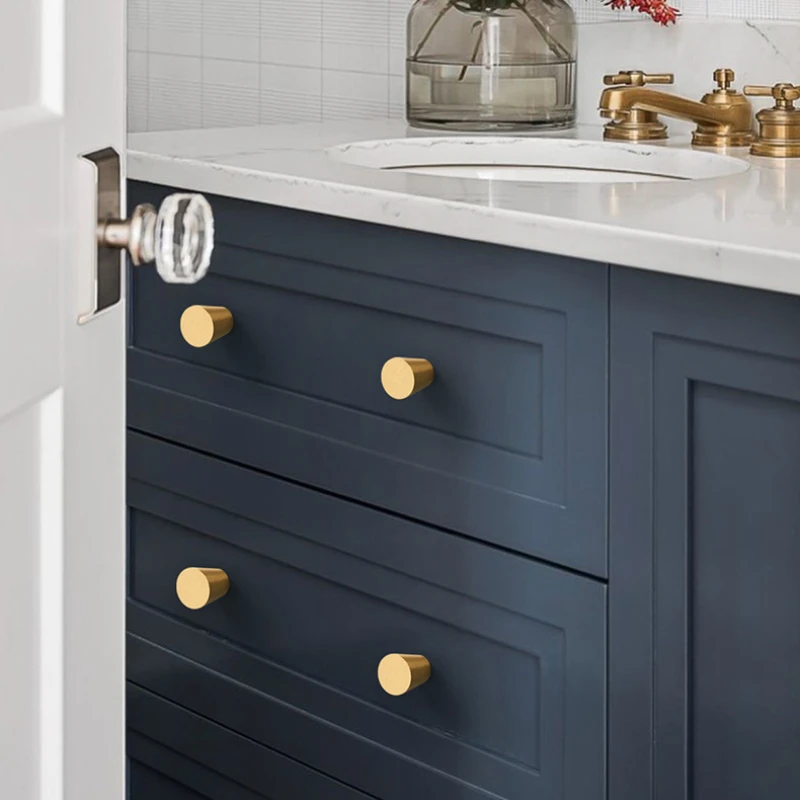 

Modern furniture, brass door handles, cabinets, drawers, wardrobes, dressing tables, bookcases, shoe cabinets, handles