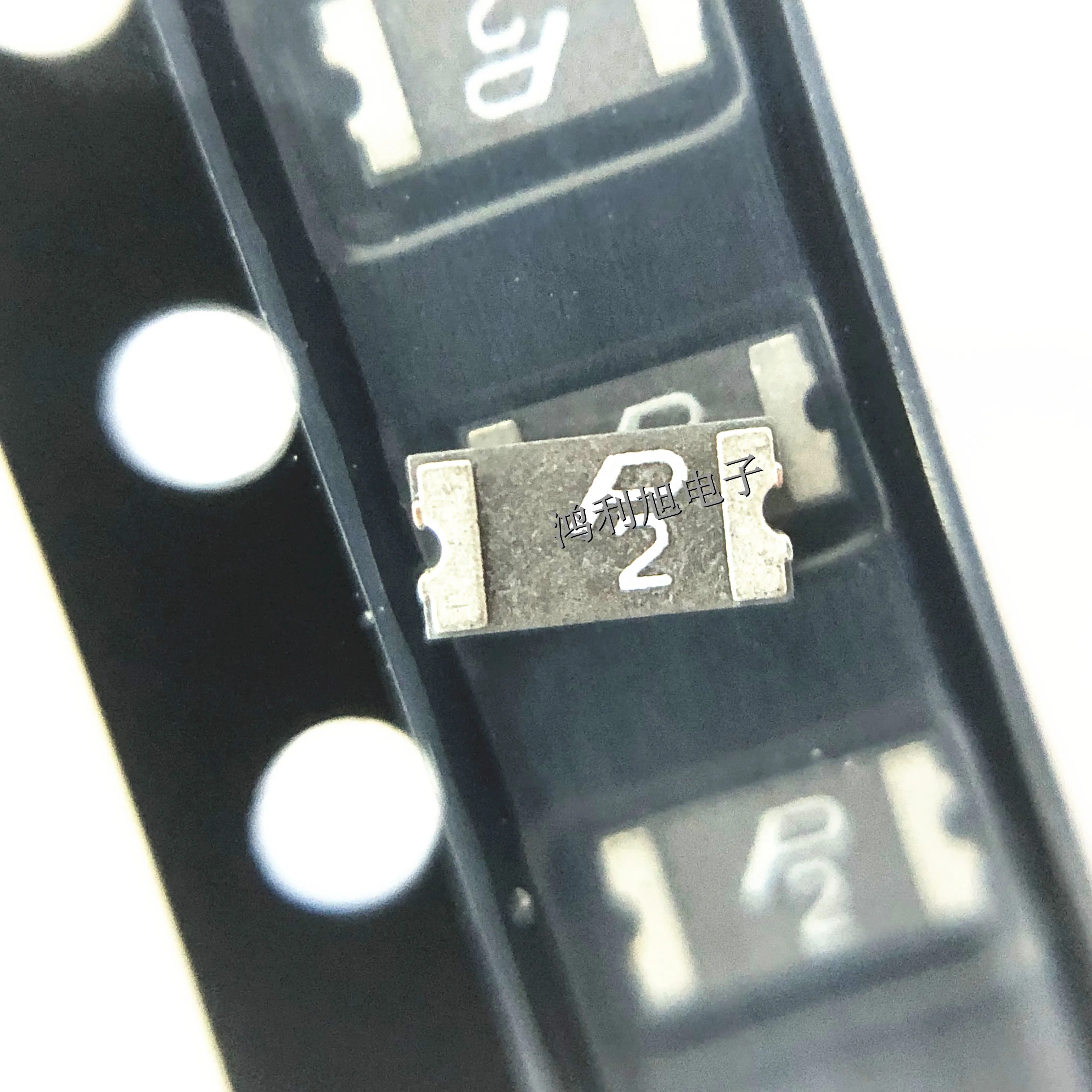 20 قطعة/الوحدة SMD1206P020TF/24 SMD1206P020TF بمناسبة: P2 200MA 0.2A 24V التصحيح الذاتي الشفاء الصمامات ، العلامة التجارية الجديدة ، الأصلي ، في المخزون