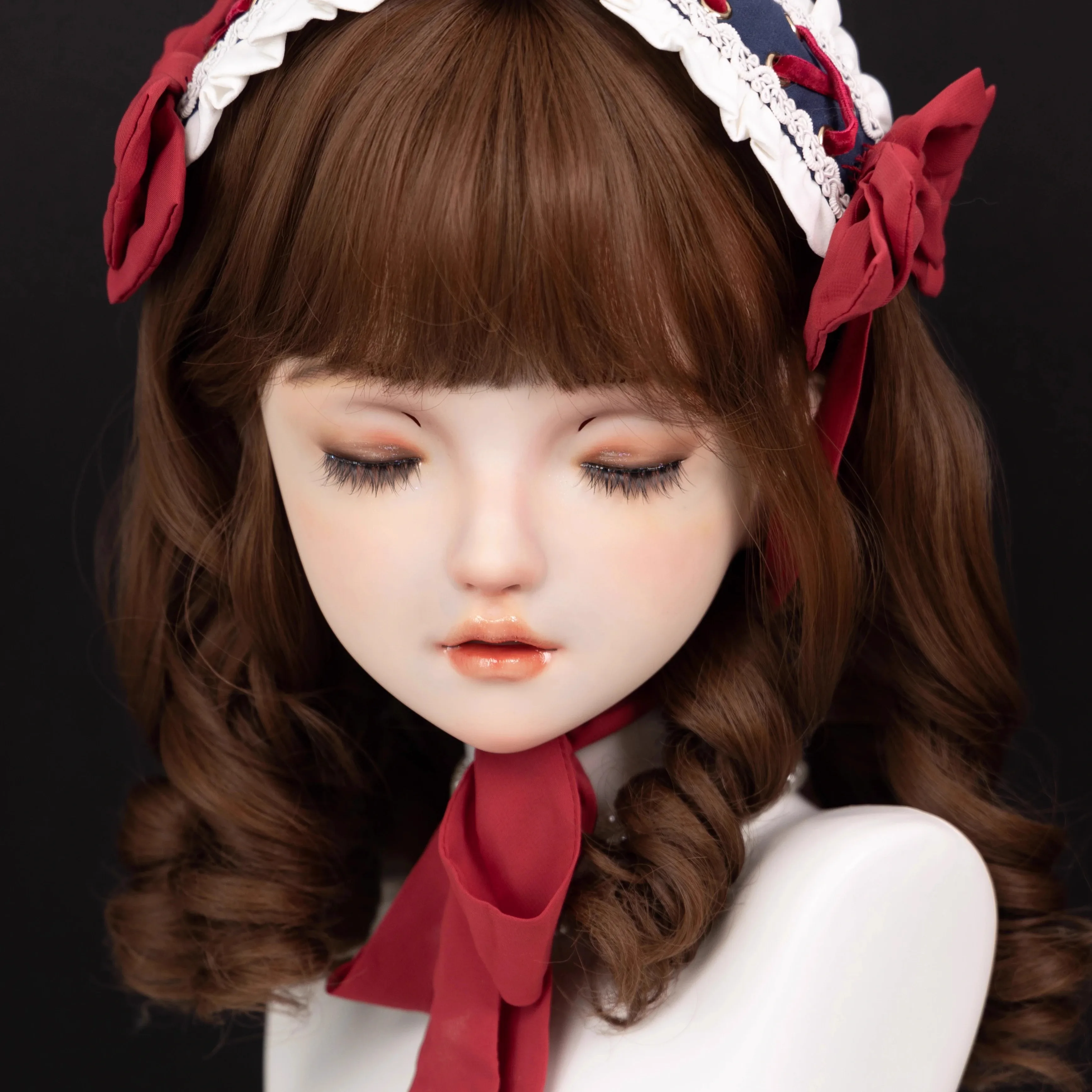 

OR Female Sweet Girl Resin Half Head Kigurumi BJD Eyes Crossdress Cosplay Japanese Anime Role Lolita Mask With Eyes And Wig