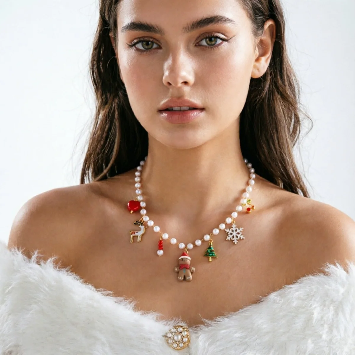 Weihnachts-Halskette mit Lebkuchenmann, Weihnachtsbaum, Hirsch, Schneeflocke, simulierten Perlen für Damen und Herren, Weihnachtsmann-Glocken, Choker, Party-Schmuck – Detail 15
