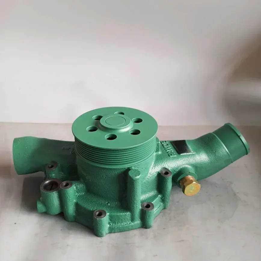 Bestselling Applicable to 1307010a96e Faw Liberation Stannic Bavin 6dl Series Aowei 36D New Diesel Engine Water Pump Assembly
