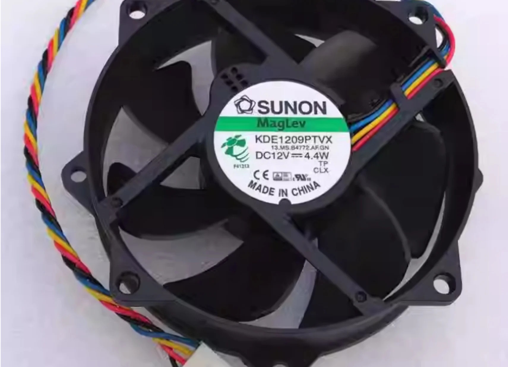 

SUNON 9 см 9025 KDE1209PTVX 12 В 4,4 Вт Круглый 4-проводной вентилятор с магнитной подвеской