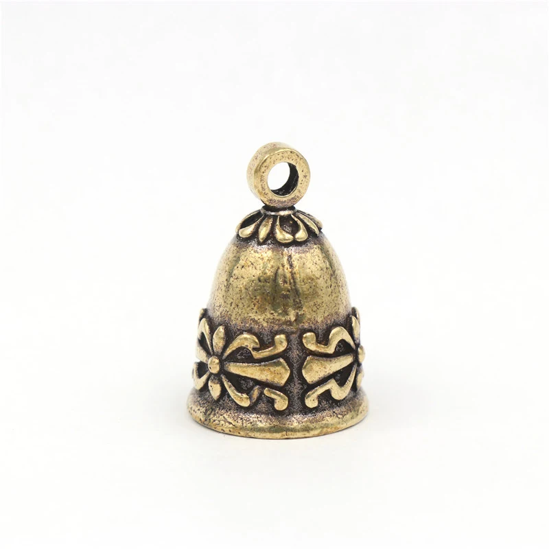 1PC Brass Hand-made Vintage Pattern Keychain Bell Pendant Gift Fashionable Decoration Hanging Decoration For Christmas Party