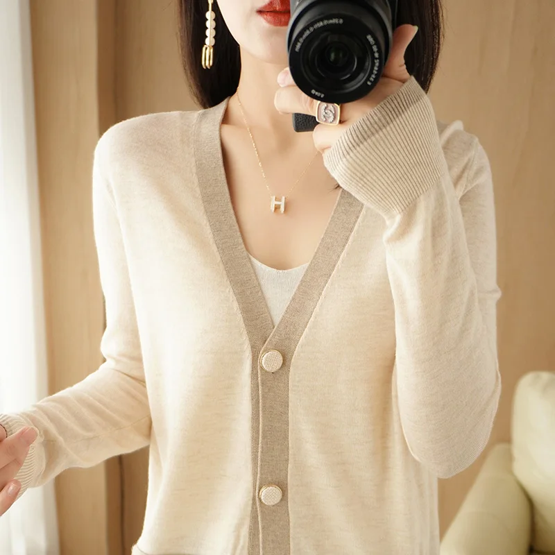 

Early spring new V-neck contrasting knit sweater jacket thin and high-end feeling foreign style sweater women's cardigan top